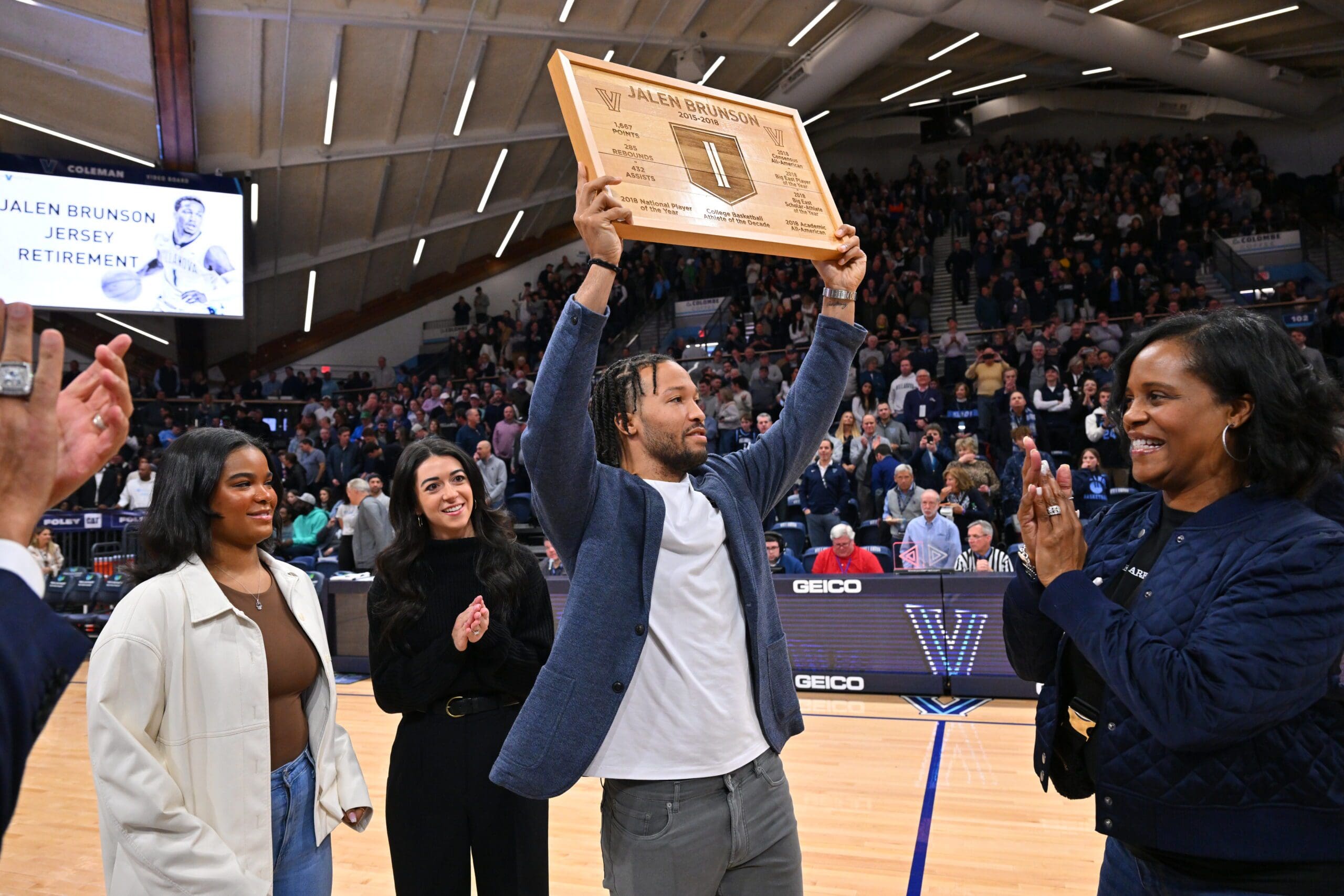 Brunson Villanova Jersey Retirement